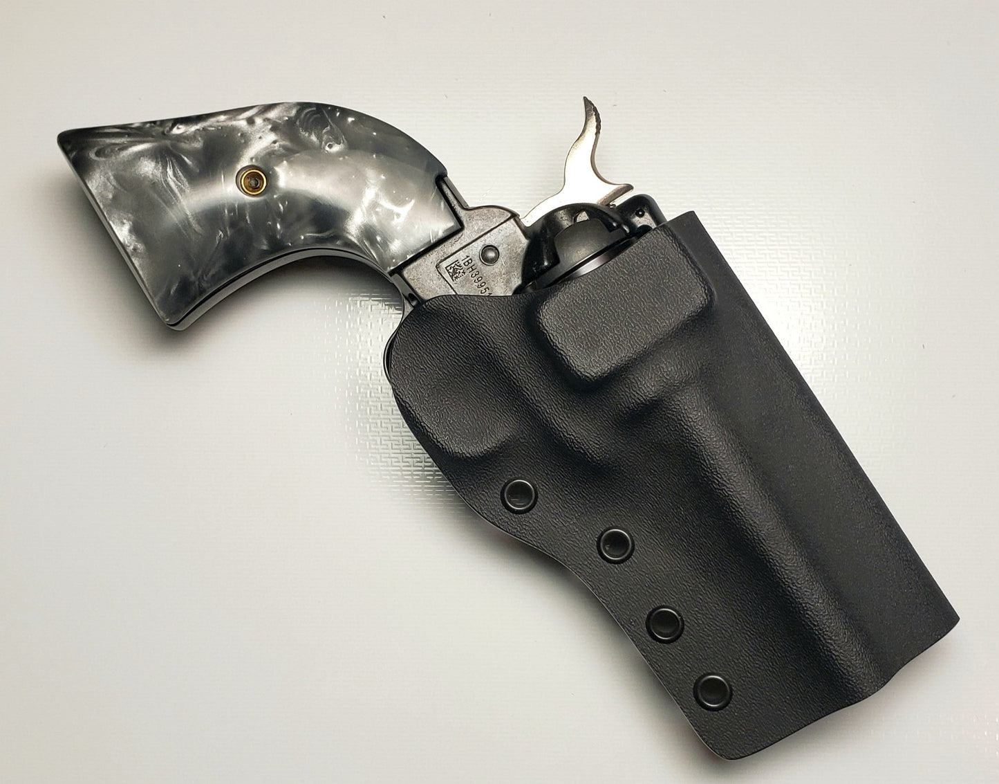 Minimalist Universal Heritage Holster 7X