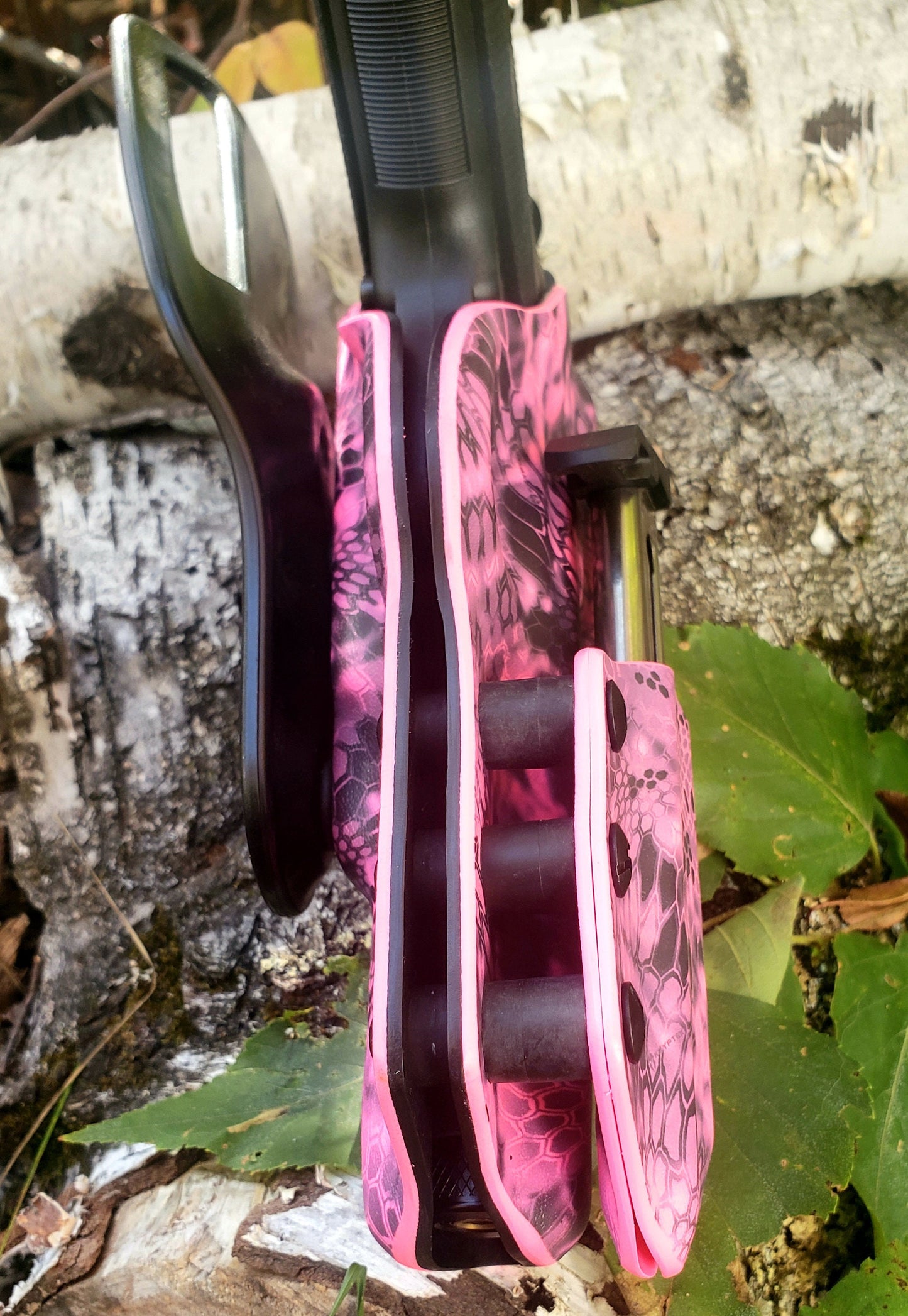 Ruger Mark IV Holster 22/45 Lite Optic Cut Extreme Duty Hot Pink Kryptek Camo
